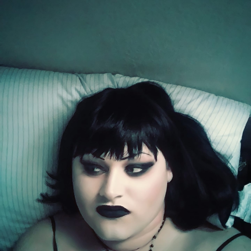 Meet your Posher, Velvet